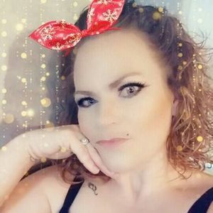 Meet your Posher, Angelika